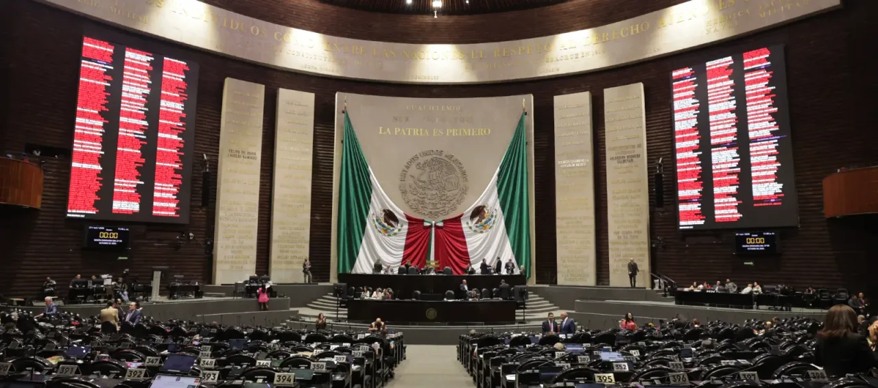 Sesión en el pleno de la Cámara de Diputados durante la votación