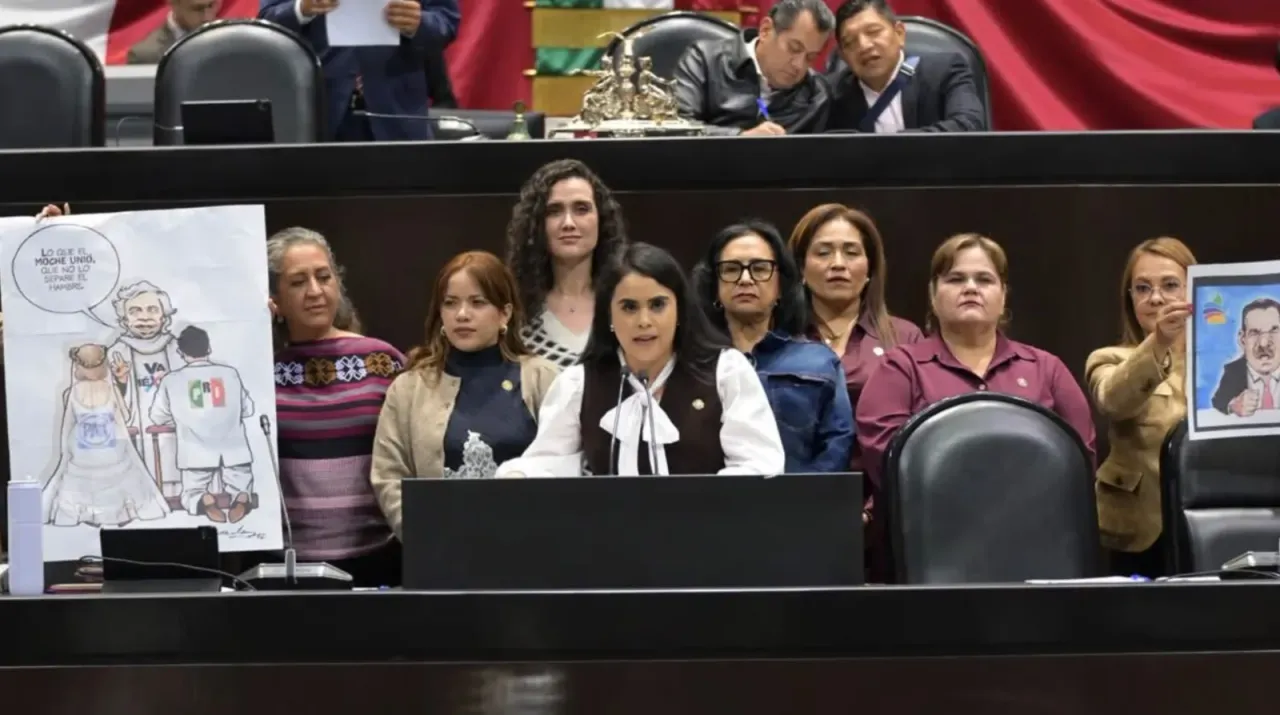 Sesión de la Cámara de Diputados durante la votación del dictamen