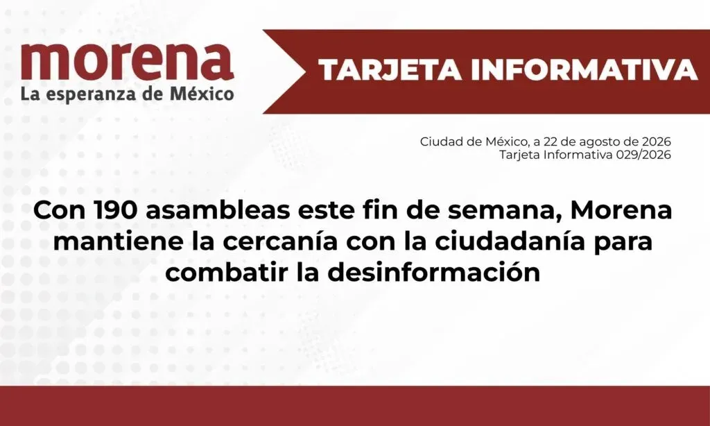 Personas asistiendo a una asamblea de Morena