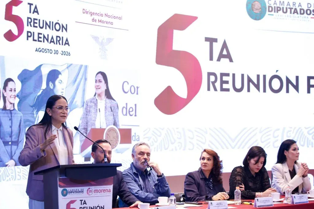 Reunión plenaria de diputados de Morena en la Ciudad de México