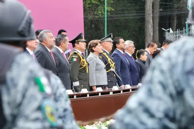 Gobernadora del Estado de México durante un acto público