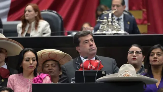 Diputados durante la sesión solemne por el Día Nacional del Charro en San Lázaro