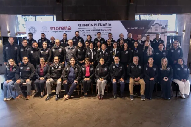 Reunión plenaria de legisladores de Morena en el Congreso del Estado de México