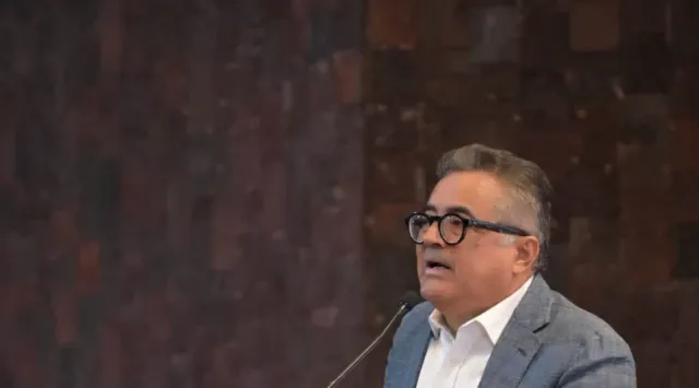 Legisladores de Morena durante reunión plenaria en San Lázaro