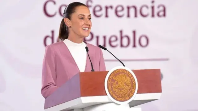 Claudia Sheinbaum durante un evento oficial