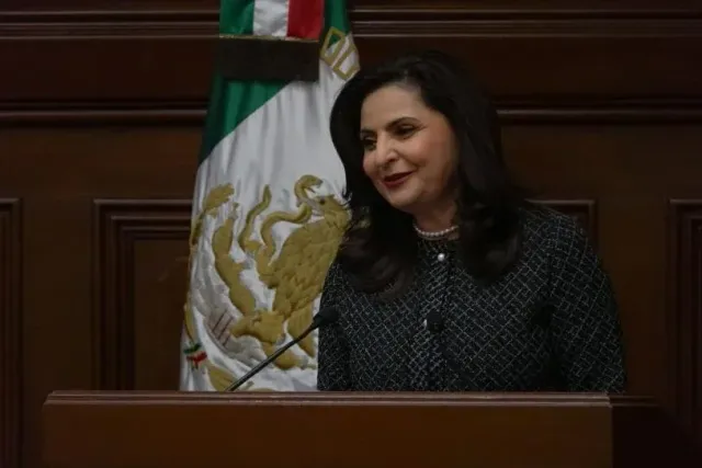 Claudia Sheinbaum y Mónica Soto durante la sesión solemne del TEPJF