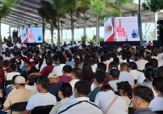 La presidenta Claudia Sheinbaum durante su segundo informe de gobierno en Cancún